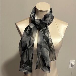 Vintage Black and Gray Geometric leaf pattern satin Scarf